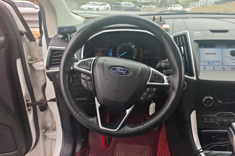 Used Ford Edge 2016 EcoBoost 245 Two-Wheel-Drive Titanium 7-Seater