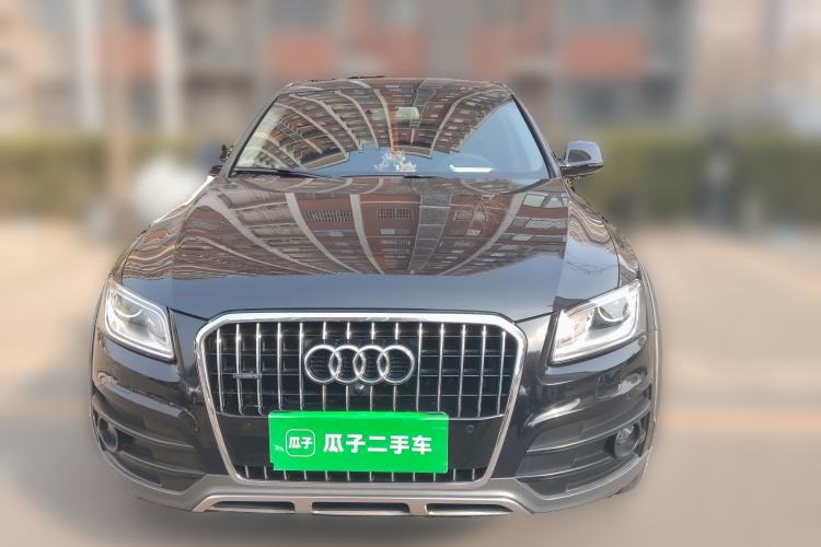 Used Audi Q5 2017 Plus 40 TFSI Technology Model
