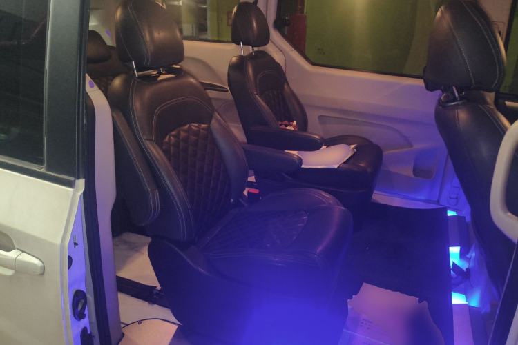 Used SAIC MAXUS G10 2018 PLUS 2.0T Automatic Smart Edition
