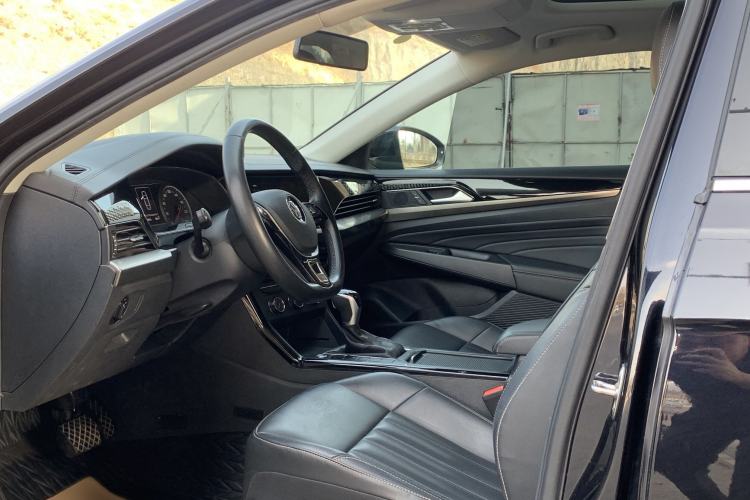 Used Volkswagen Passat 2021 280TSI Business Edition Interior 2