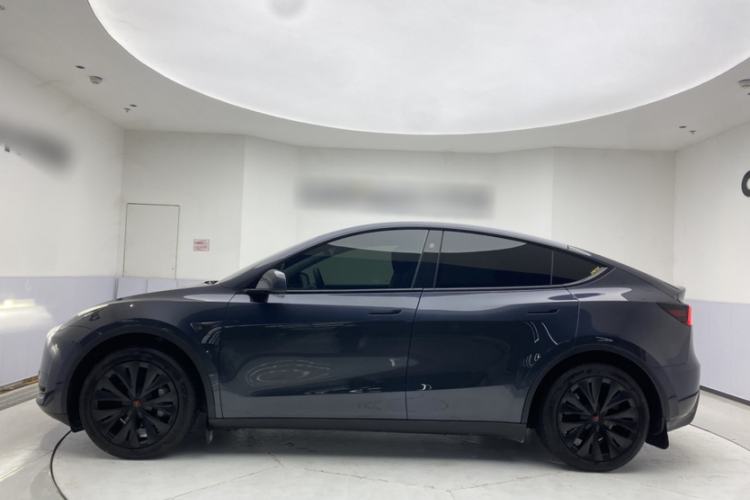 Used Tesla Model Y 2024 Rear-Wheel-Drive Version Exterior 3