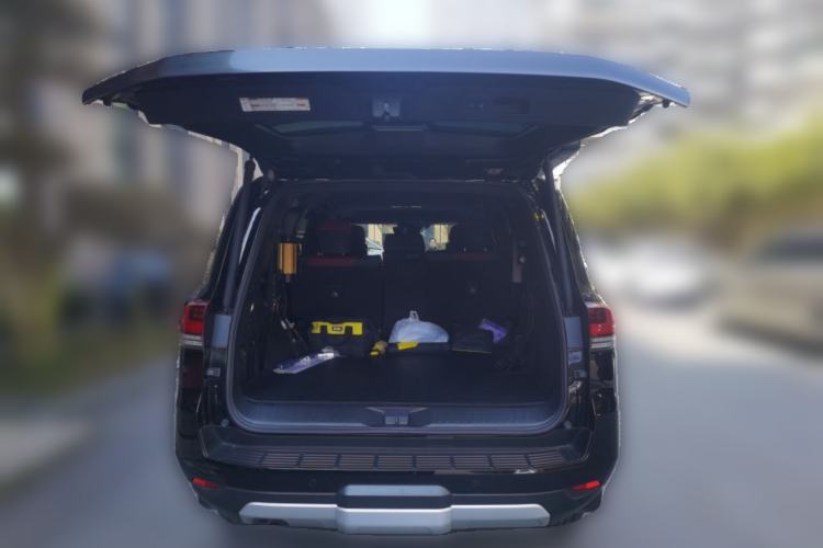 Used Toyota Land Cruiser 2023 Toyota Land Cruiser 3500 3.5T GXR with 18-inch Wheels 8 Airbags and Sunroof – Middle East Version
