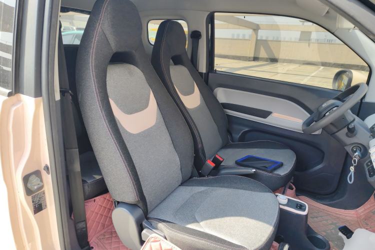 Used Chery QQ Ice Cream 2022 120km Conical Shape Lithium Iron Phosphate
