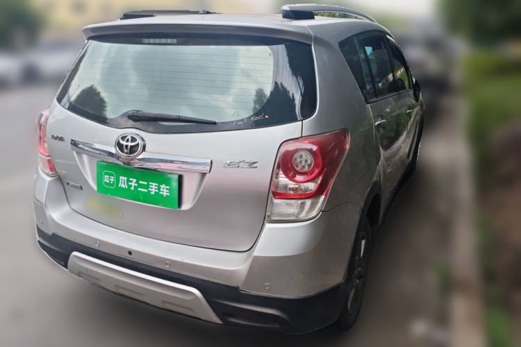 Used Toyota Verso 2015 180E CVT Crossover Edition Rear Right 45 Deg