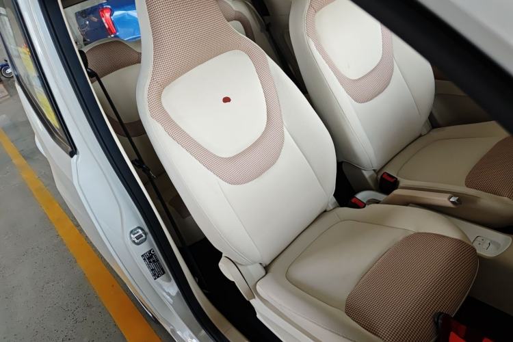 Used Wuling Hongguang MINIEV 2024 3rd Generation 215km Youth Edition Right Front Seat