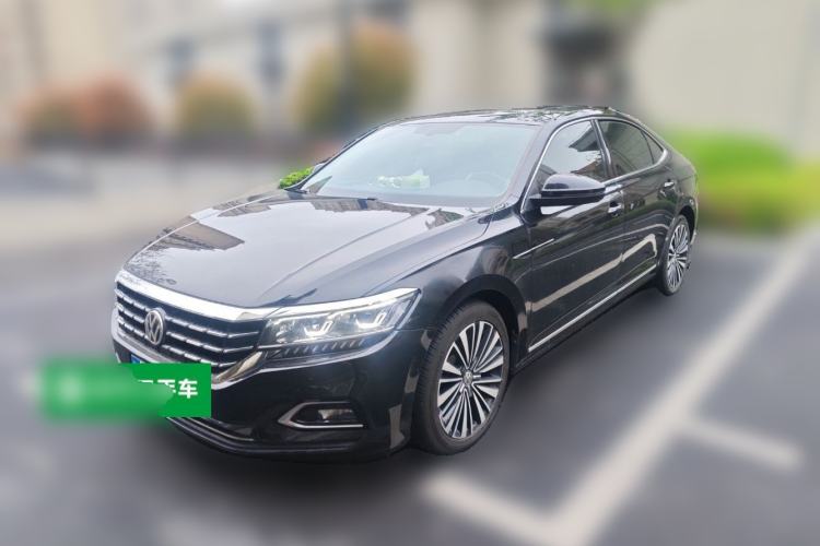 Used Volkswagen Passat 2019 330TSI Luxury Edition China VI Standard