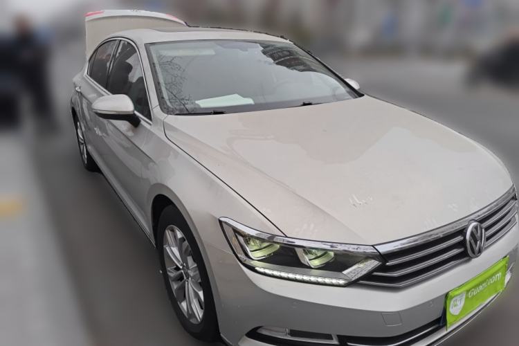 Used Volkswagen Magotan 2019 330TSI DSG Luxury Version China VI Standard