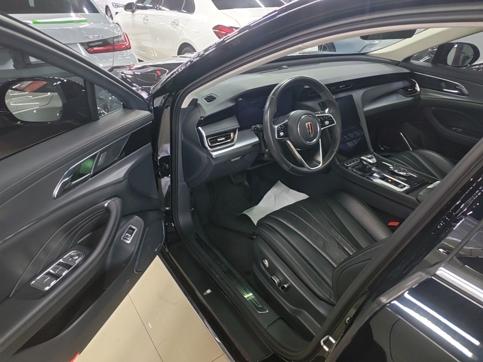 Hongqi H5 2023 2.0T Automatic Smart Connect Flagship Edition - Chinese Trim Chang — снимка 18