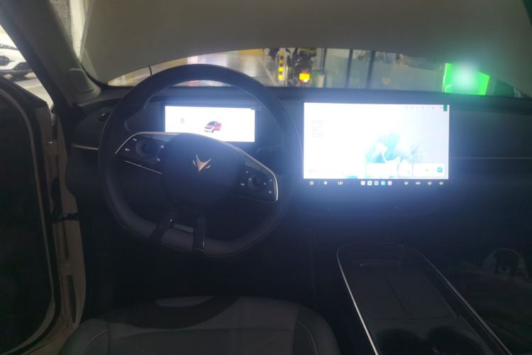 Used ARCFOX T1 2025 Model 425 PLUS
