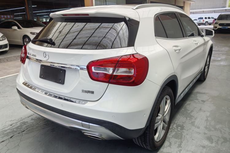 Used Mercedes-Benz GLA 2016 GLA 200 Sport Edition Exterior 9