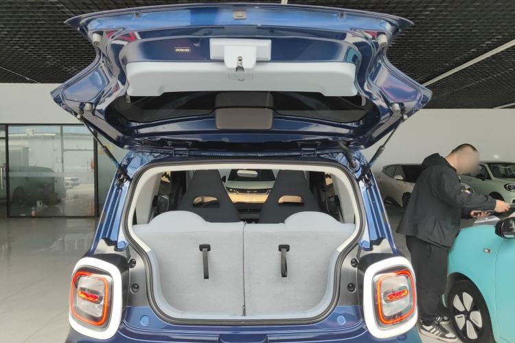 Used Bestune Pony 2025 222km Range Agile Horse Trunk