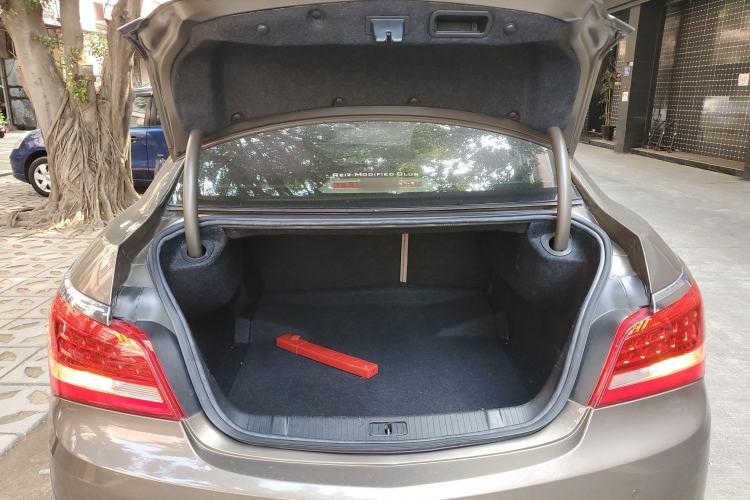 Used Buick LaCrosse 2013 2.4L SIDI Leading Comfort Version
