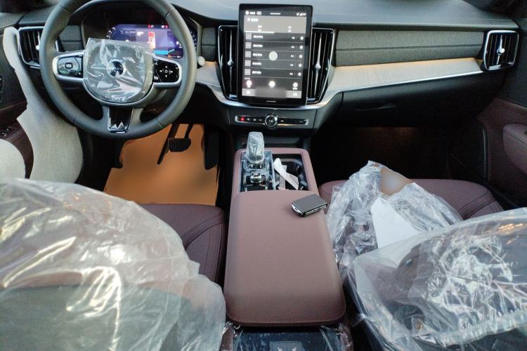 Used Volvo S90 2026 B5 Zhiyi Luxury Edition