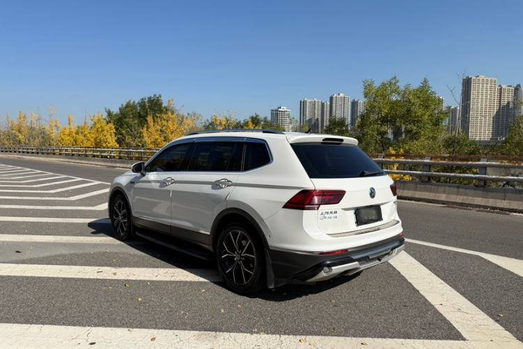 Used Volkswagen Tiguan L 2017 330TSI Automatic Two-Wheel Drive Flagship Edition