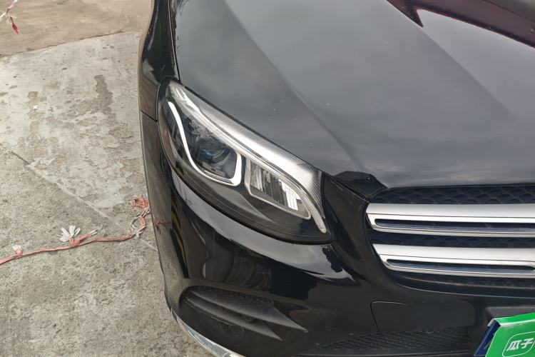 Used Mercedes-Benz GLC 2018 Facelift GLC 260 4MATIC Luxury Edition
