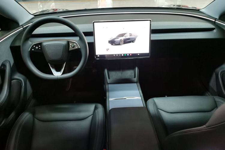 Used Tesla Model 3 2025 Rear-Wheel-Drive Version
