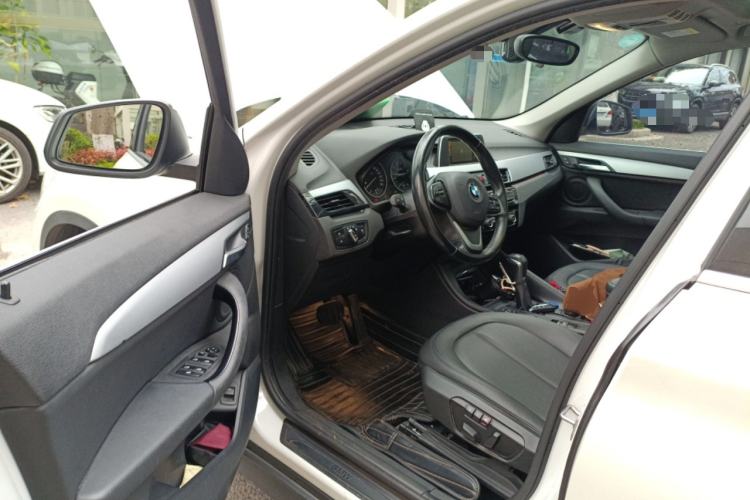 Used BMW X1 2018 sDrive20Li Leading Model
