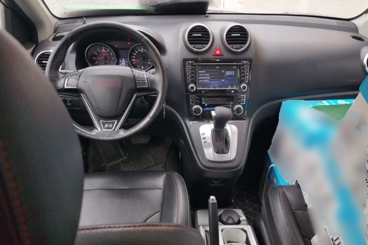 Used Haval H6 2013 Upgraded Model 2.4L Automatic Two-Wheel Drive Elite Version
