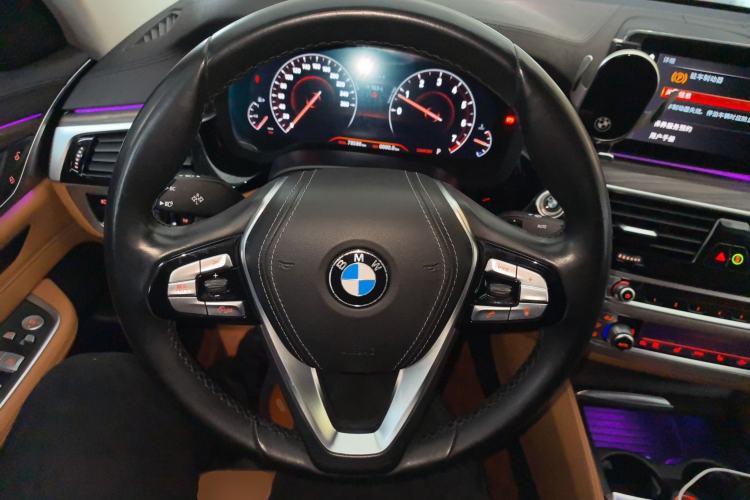Used BMW 6 Series GT 2019 630i Luxury Design Package Steering Wheel