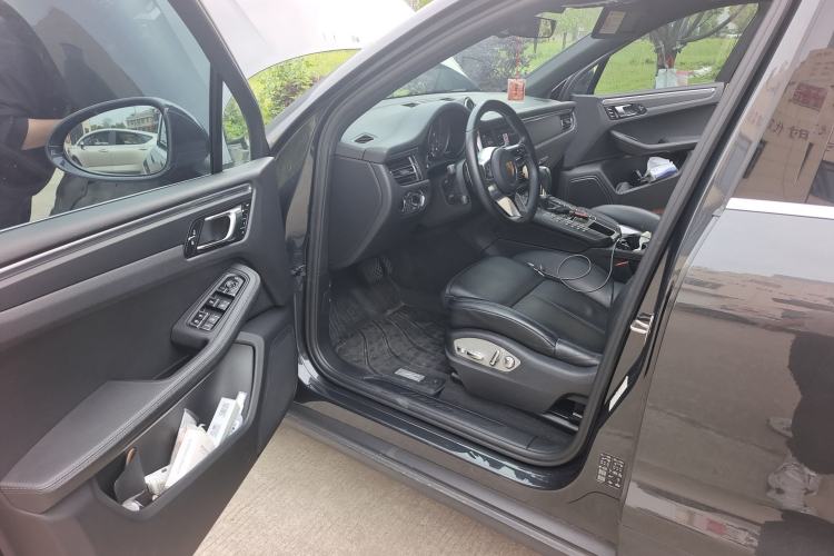 Used Porsche Macan 2020 Macan 2.0T Driver Seat