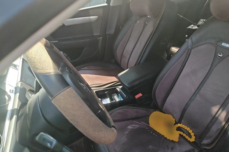 Used Volkswagen Magotan 2016 1.8TSI Smart Comfort Model Left Front Seat