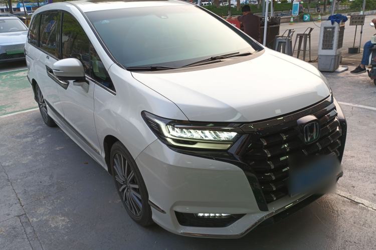 Used Honda Elysion 2022 2.0L eHEV Luxury First Edition
