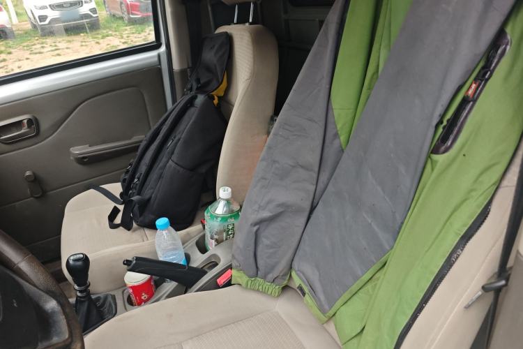 Used Wuling Rongguang V 2019 1.5L Window-Sealed Utility Model China VI LAR Left Front Seat