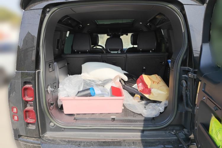 Used Land Rover Defender 2023 Facelift 110 3.0T P400 X-DYNAMIC HSE
