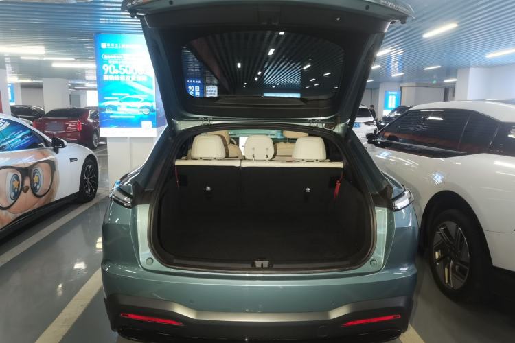 Used ONVO L60 2024 60 kWh Rear-Drive Version