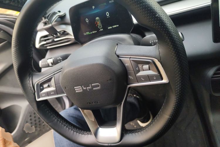 Used BYD e7 2025 Model 520 Smart Mobility Edition
