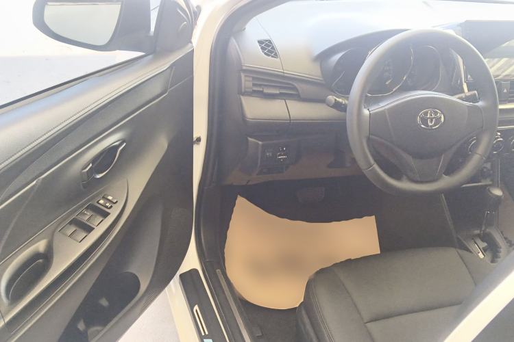 Used Toyota YARiS L Zhi Xuan 2016 Revised 1.5E CVT Charming Edition
