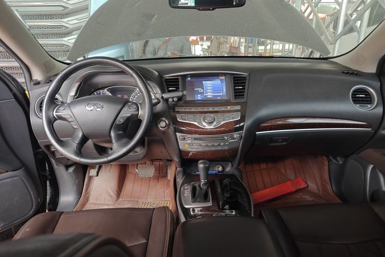 Used Infiniti QX60 2014 3.5L Four-Wheel Drive All-Terrain Version
