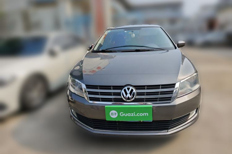 Used Volkswagen Lavida 2013 Revised Version 1.4 TSI DSG Comfort Edition Front