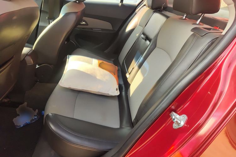 Used Chevrolet Cruze 2013 1.6L SE MT
