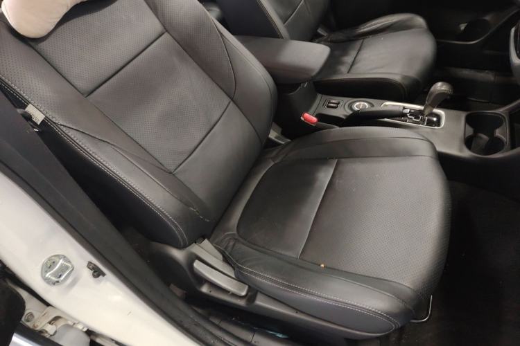 Used Mitsubishi Outlander 2016 2.4L 4x4 Luxury Edition 7-Seater