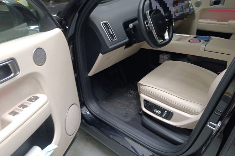 Used Li Auto L8 2023 Air model
