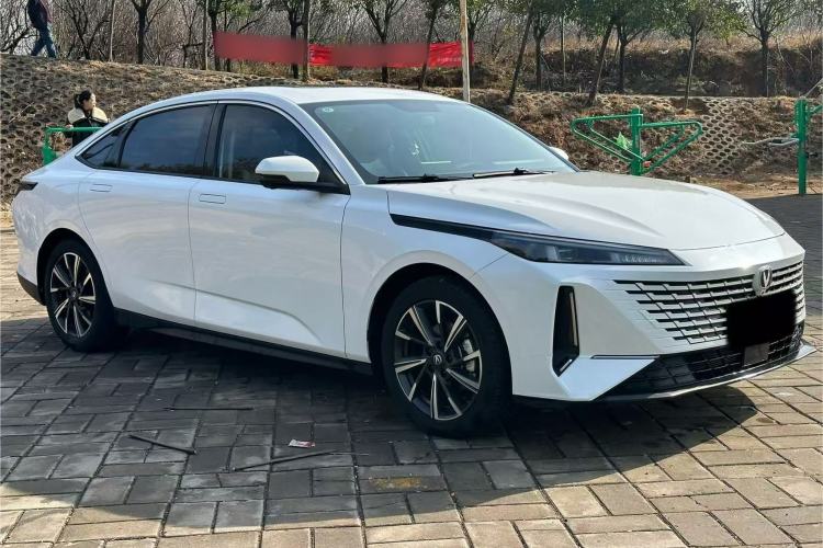 Used Changan Eado DD 2023 Blue Whale NE 1.5T GDI DCT Navigation Model
