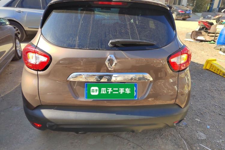 Used Renault Captur 2015 1.2T Automatic Luxury First Edition
