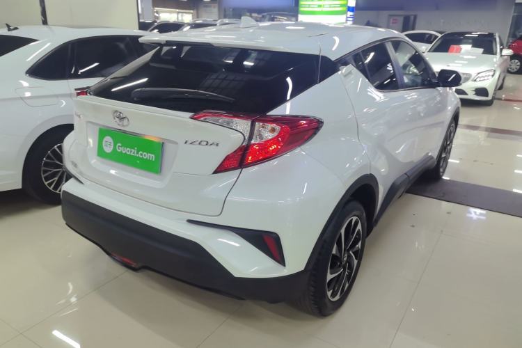 Used Toyota IZOA 2018 2.0L Yichi Edition China V Standard