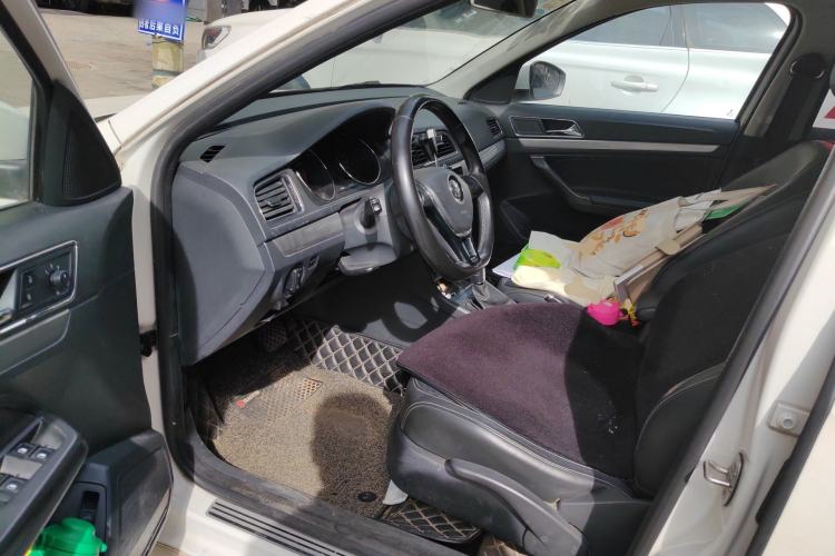 Used Volkswagen Lavida 2015 230TSI DSG Comfort Edition Driver Seat