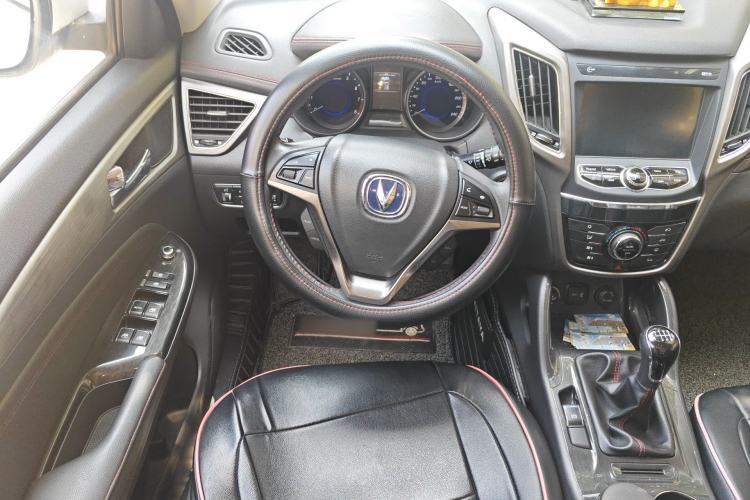 Used CHANGAN CS75 2017 Shangku Edition 1.5T Manual ZhiXiang Model
