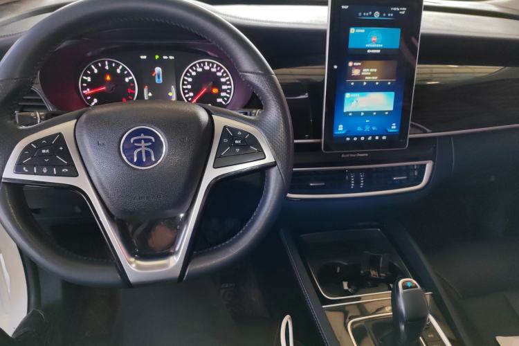 Used BYD Song MAX 2019 1.5T Automatic Smart Connect Ruiyi Sunroof Version 6 Seats China VI Standard
