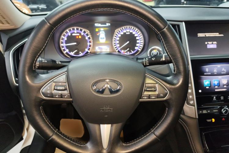 Used Infiniti Q50L 2016 2.0T Enjoyment Edition Steering Wheel