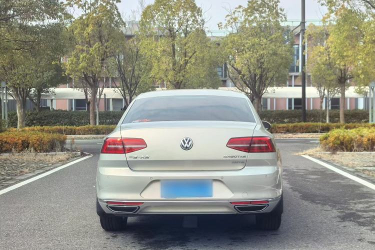 Used Volkswagen Magotan 2017 330TSI DSG Luxury Model