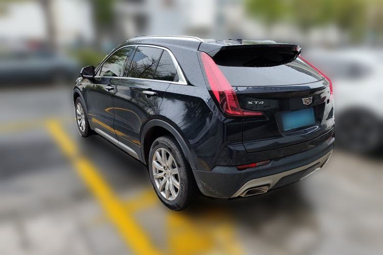 Used Cadillac XT4 2021 28T Two-Wheel Drive Luxury Version Rear Left 45 Deg