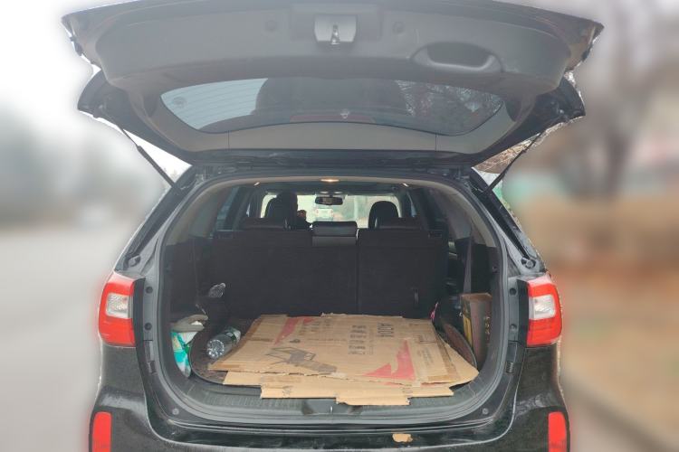 Used Kia Sorento 2013 2.2T 7-seat Diesel Luxury Edition Trunk