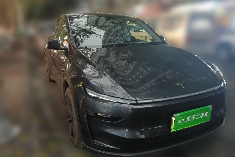 Used Tesla Model Y 2025 Rear-Wheel-Drive Version