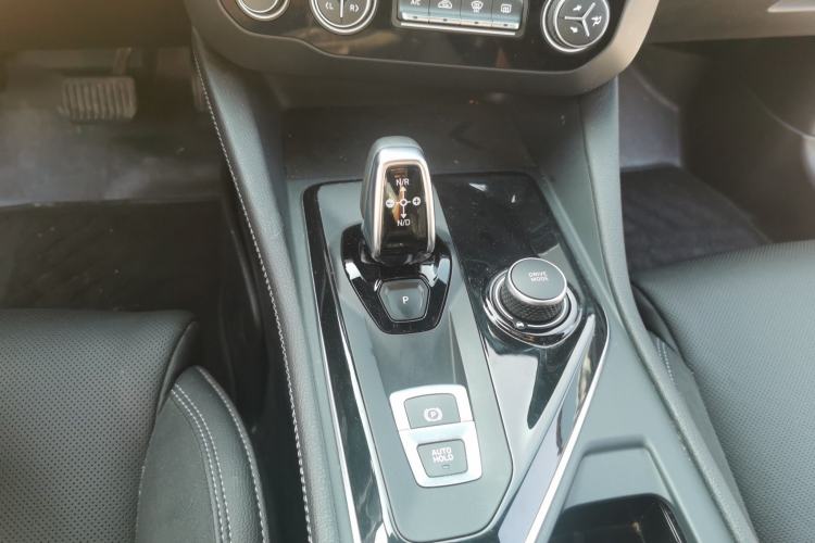 Used Lynk & Co 03 2021 1.5TD DCT Jing Champion Edition Gear Lever