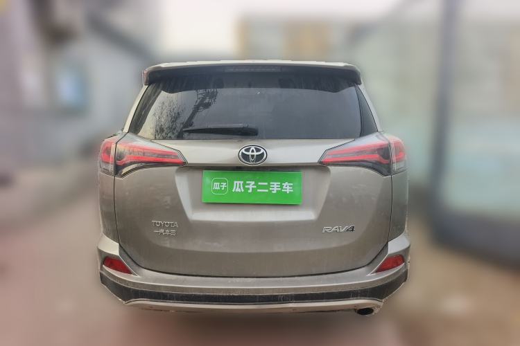 Used Toyota RAV4 2016 2.0L CVT Two-Wheel Drive Comfort Edition China V Standard Rear