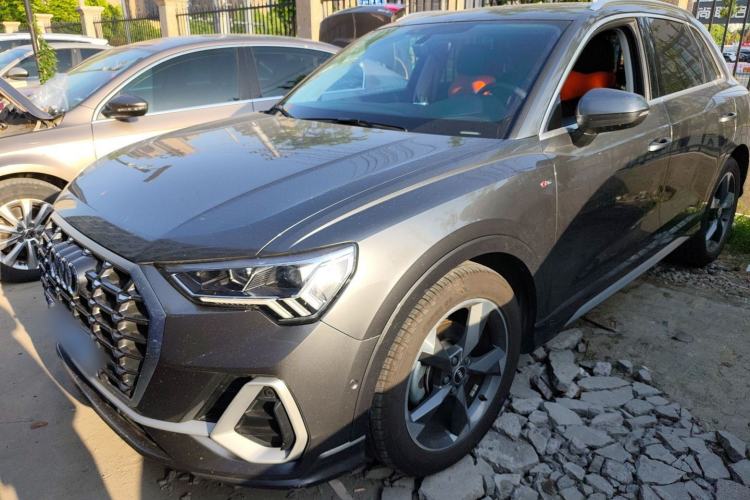 Used Audi Q3 2022 35 TFSI Fashion Dynamic Model